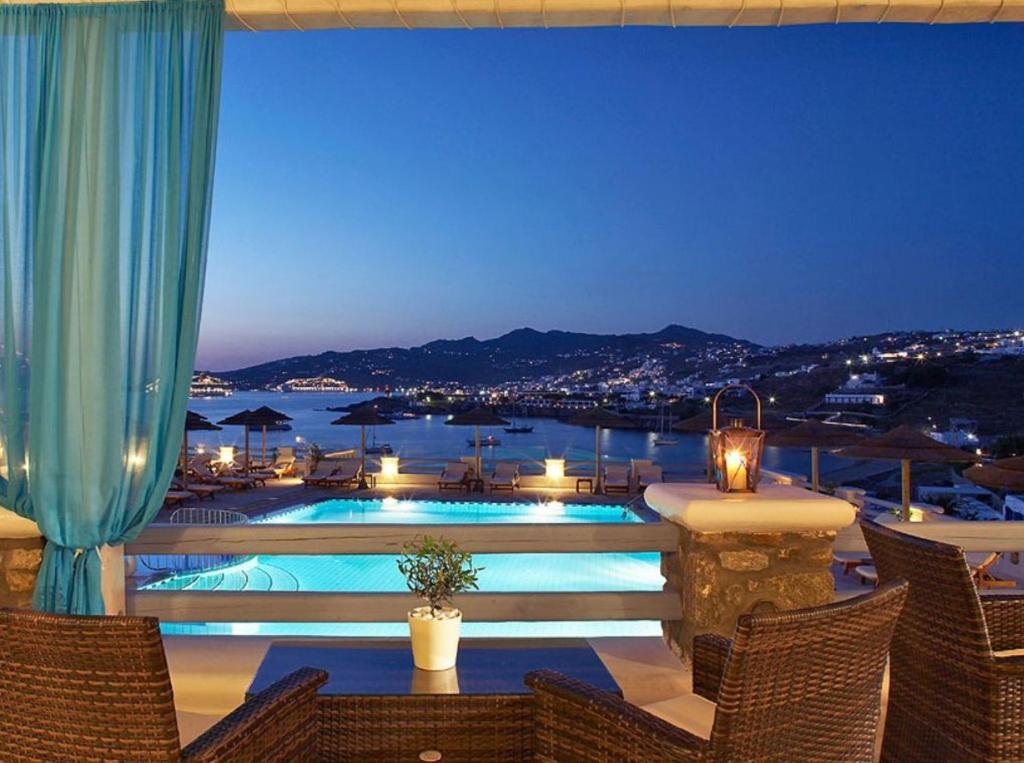 Grand Beach Hotel Mykonos Town Exterior photo